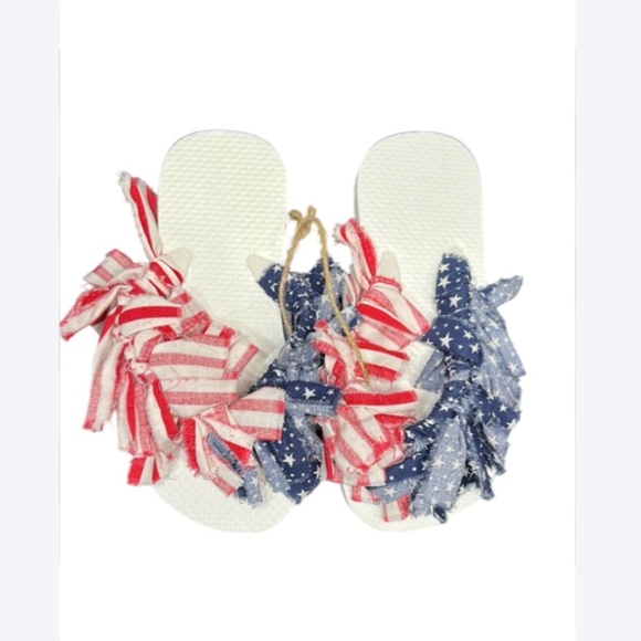 🇺🇸 Kids Patriotic Fringe Flip Flops | Handmade 4th of July Sandals | Size 12-13 - Picture 1 of 4